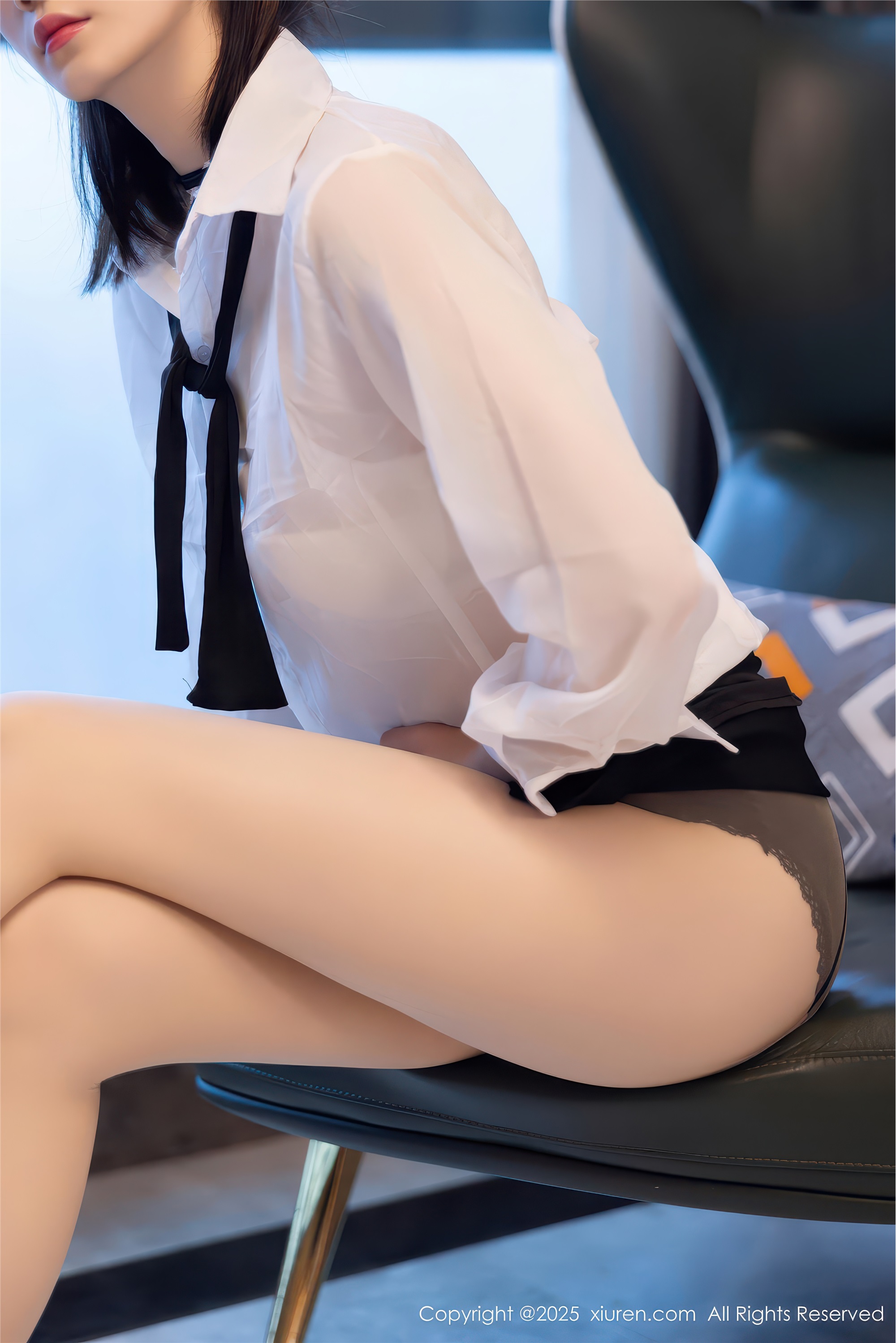 Xiuren秀人网 2025.12.05 NO.11077 凌七七